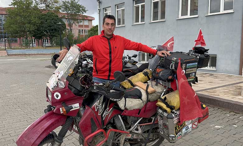 Şilili gezgin, hikayesinden etkilendiği "İnebolu'dan Ankara'ya İstiklal Sürüşü"ne katıldı 8