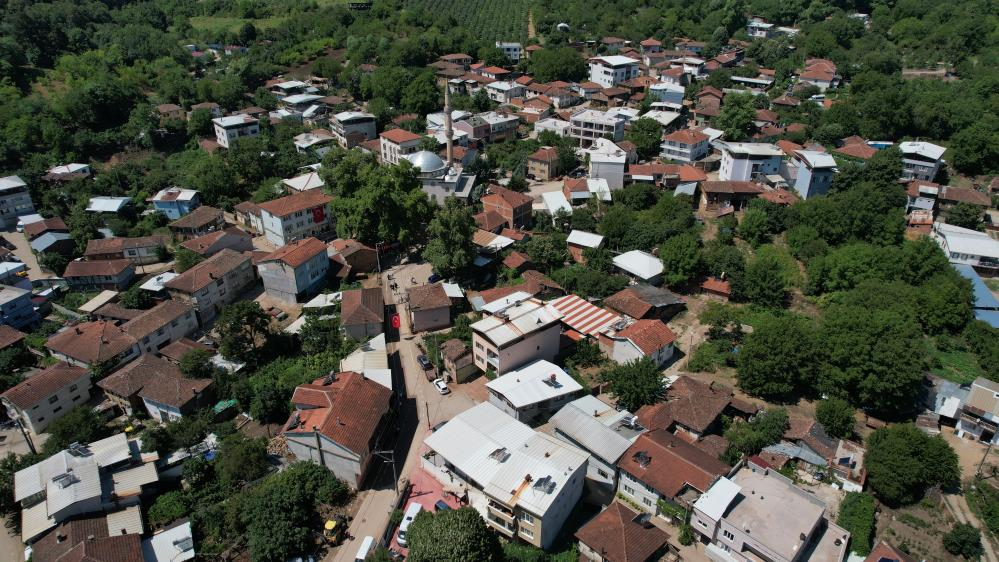 Kadınların hakimiyet kurduğu köyde, erkekler mehterle köyü terk etti 1