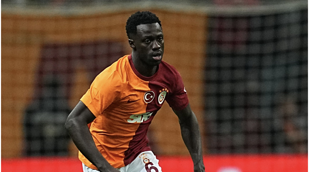 Galatasaray'da stoper krizi! Okan Buruk ile Davinson Sanchez ters düştü 3