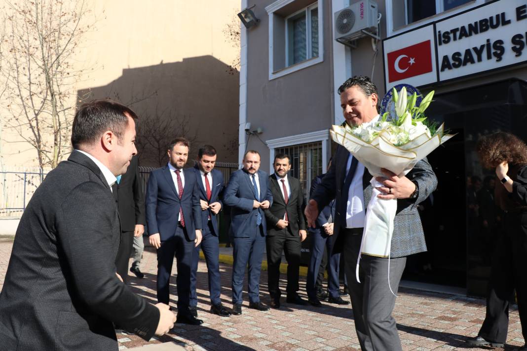 İstanbul Emniyeti'nde devir teslim töreni! Müge Anlı'nın eşi görevi böyle devraldı 5