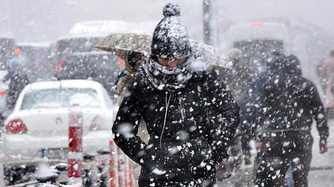 KAR UMUTLARI BİTMİŞKEN TARİH VERİLDİ: İstanbul’a kar geliyor 3