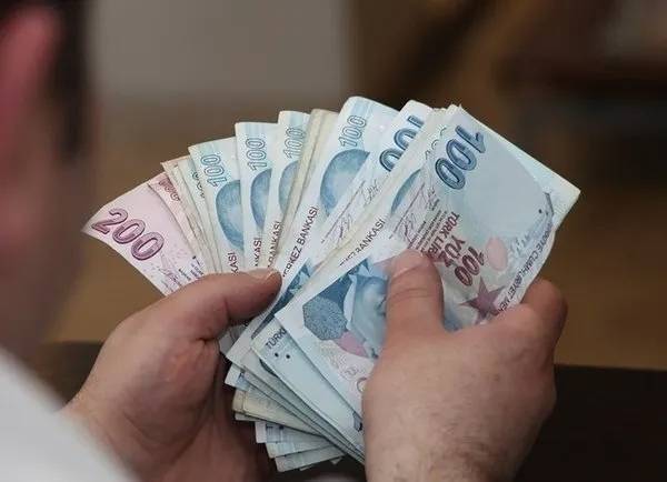 EMEKLİYE ÇİFTE ZAM MÜJDESİ: SSK ve Bağkur'lunun en düşük maaşı netleşti: 16.98 KÖK ZAM: Ek zam ile 14.623 lira 9