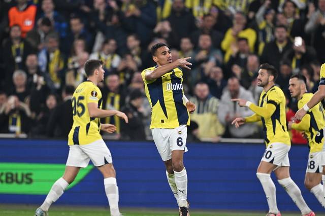 Fenerbahçe, Avrupa Ligi'nde nasıl tur atlar? Skor ne olursa çeyrek finale yükselir?  İşte ihtimaller... 1