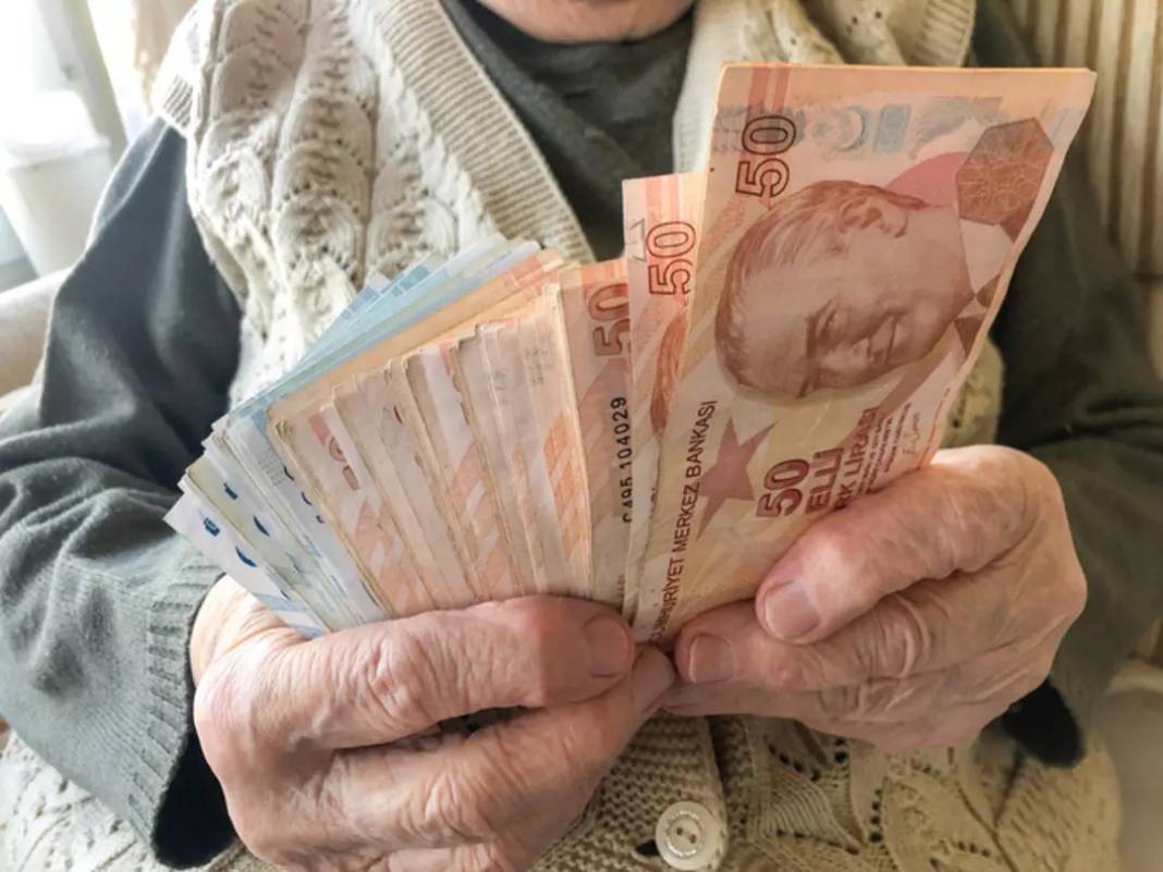 MİLYONLARCA EMEKLİYE MÜJDE: 4A 4B ve 4C'liye 10.000 TL ödeme yatacak 6