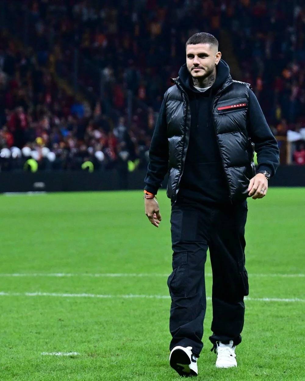 Galatasaray taraftarına kötü haber: Chına Suarez Icardi'yi götürüyor! O takımlarla görüşecek 2