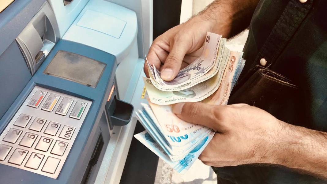 PARA ÇEKME LİMİTLERİ SİL BAŞTAN DEĞİŞTİ: İşte banka banka yeni güncel limitler 1