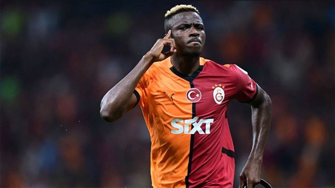 Sezonun yıldızlarını tek tek açıkladı! Candaş Tolga Işık sordu, Sergen Yalçın sezonun en iyi 11'ini tek tek saydı 12