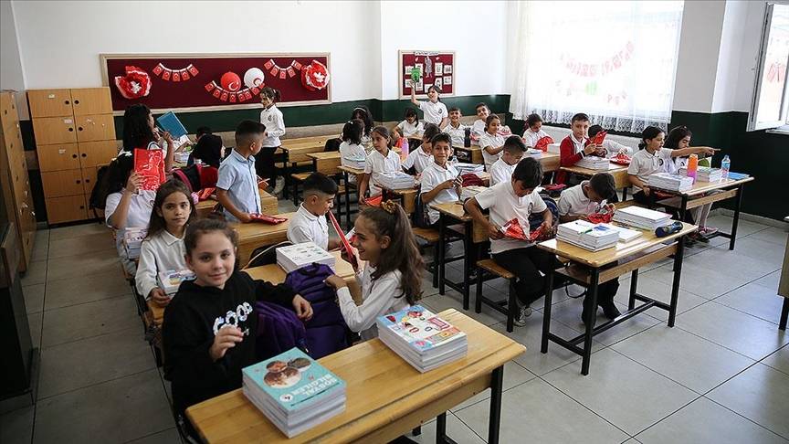 OKULLARIN KAPANIŞ TARİHİ 2025 MEB| Okullar ne zaman kapanıyor, yaz tatili ne zaman başlayacak, kaç gün? 2