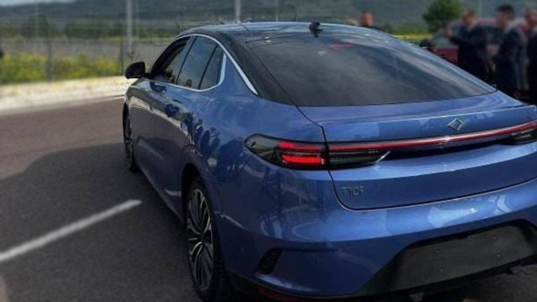 TOGG T10F’E ŞOK DOKUNUŞ! Yeni renk ortaya çıktı: gören hayran kaldı! 4