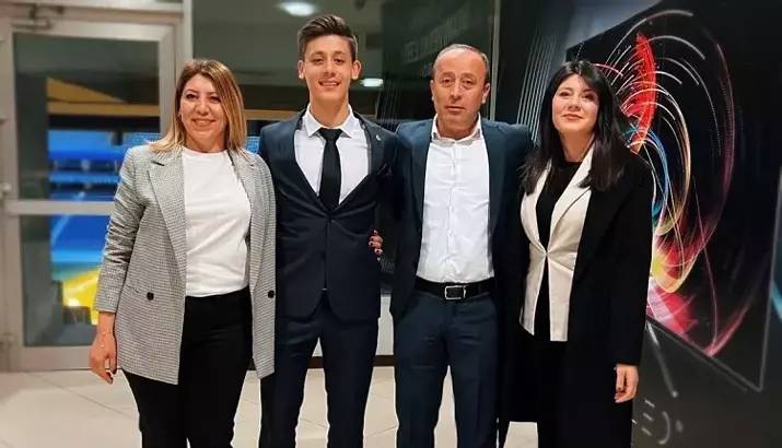 ARDA GÜLER İSTANBUL'DAN 3 MİLYON DOLARLIK EV ALDI: işte o evin fotoğrafı! 2