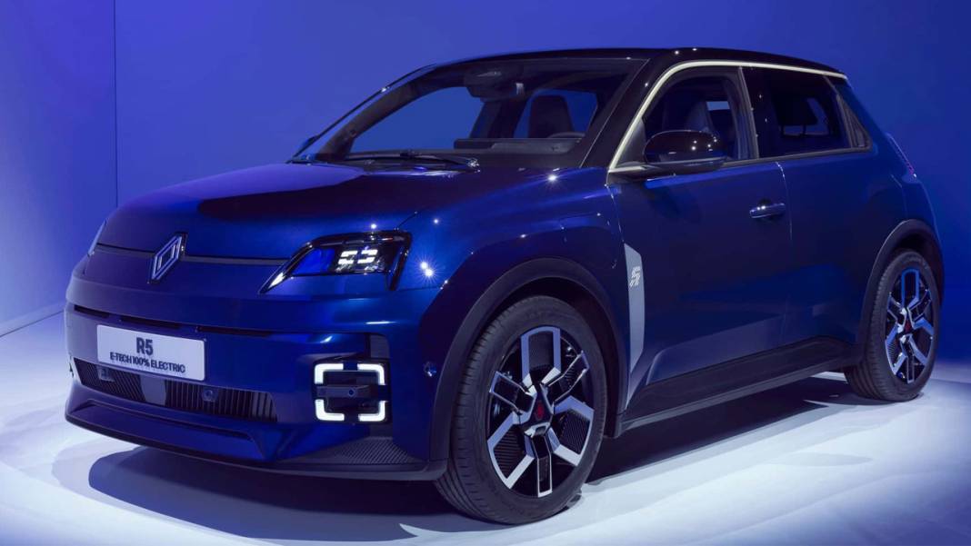 RENAULT 5'İN FİYATI SIR GİBİ SAKLANIYORDU: Türkiye'de ne kadara satılacağı belli oldu! Piyasa karışacak 3