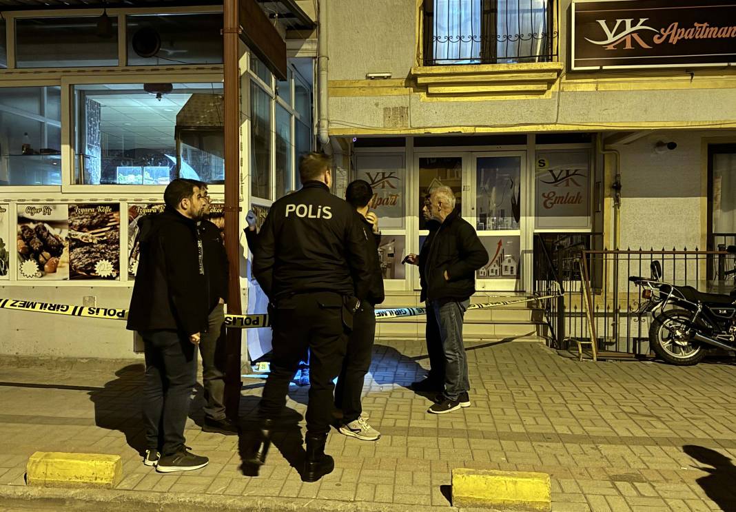 İki grup arasında silahlı bıçaklı kavga: Ölü ve yaralılar var! 3