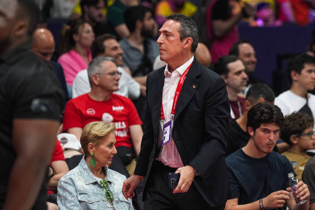 Fenerbahçe Beko finale yükseldi: Son düdük sonrası Ali Koç gözyaşlarına hakim olamadı 4