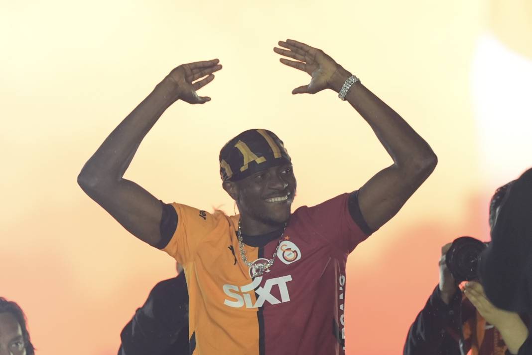 İstanbul ayakta: Galatasaray, 25. şampiyonluğunu kutladı 13