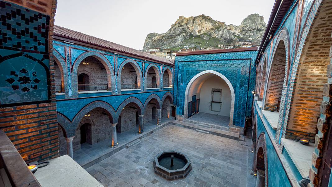 800 yıllık Gökmedrese 5 yıl süren restorasyon çalışmaları sonrası ziyarete açıldı 2