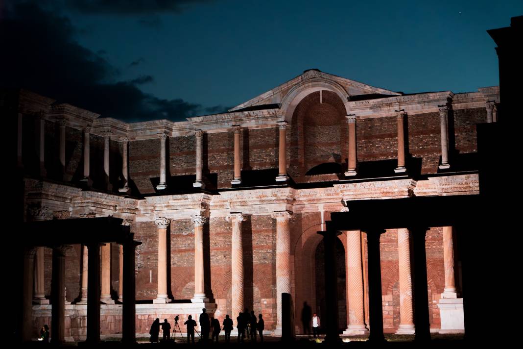 Altın ve gümüş paranın ilk basıldığı yer: Sardes Antik Kenti'nde gece gezisi yapabilirsiniz! 4