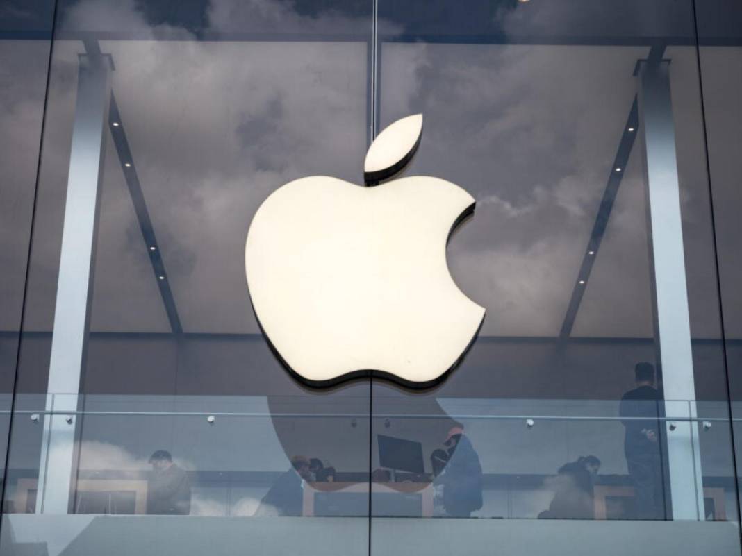 APPLE'DA FLAŞ DEĞİŞİKLİK: iOS 19'un yerine bakın ne gelecek! 1