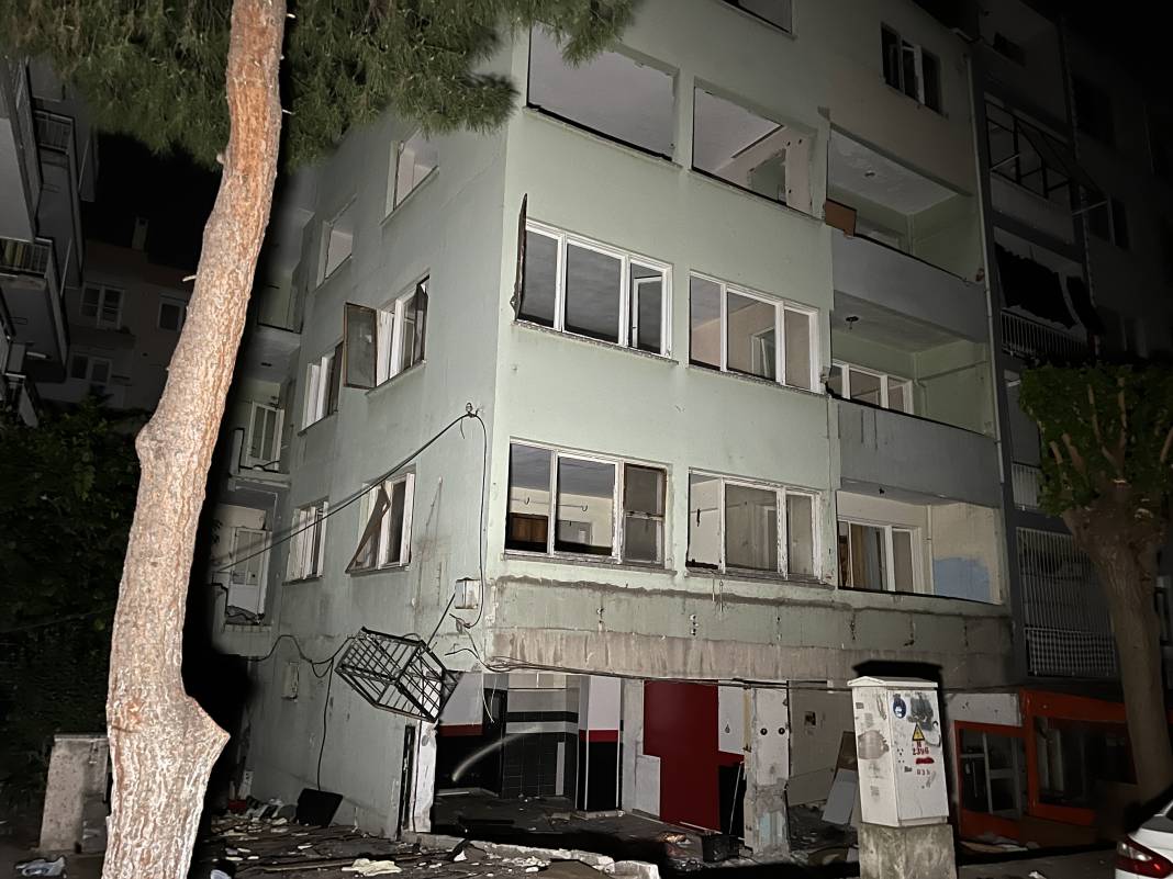 Siyah poşetlerin içinden çıktı! Metruk binada 3 insana ait kafatası ve kemikler bulundu 2