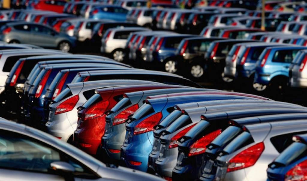 BU OTOMOBİLLERİ ALAN UZUN YILLAR RAHAT EDER: Yakıt cimrisi otomobiller belli oldu. Öğrenenler bayilere akın ediyor! 2