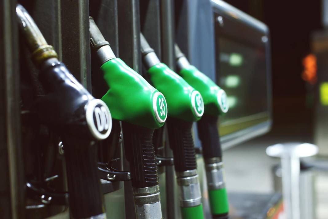 ARACI OLANLAR DİKKAT! 1 Mayıs akaryakıt fiyatları güncellendi. Benzin, motorin, LPG fiyatlarında son durum ne oldu? 3