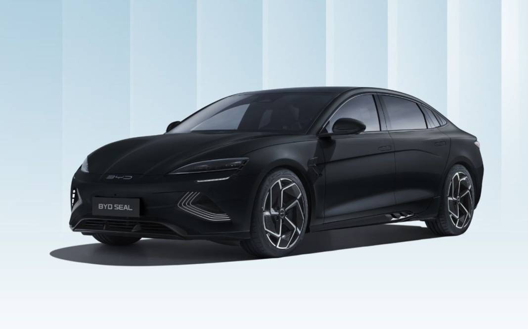 BYD'DEN TÜRKİYE'YE ÖZEL ÜRETİM: Yeni BYD Seal Design İddialı fiyatıyla Türkiye'de! 1