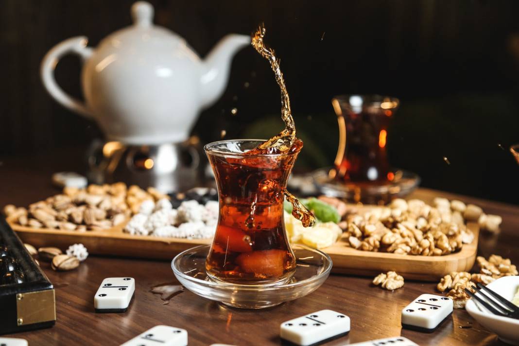 YAŞ ÇAY ALIM FİYATLARI BELLİ OLDU: 2025 Yaş çay alım fiyatı ne kadar oldu? 1