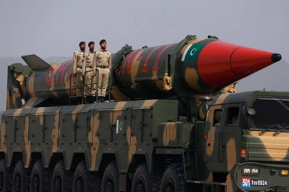 İki nükleer güç Hindistan ile Pakistan arasında sıcak çatışma: Füzeler peş peşe ateşlendi 8