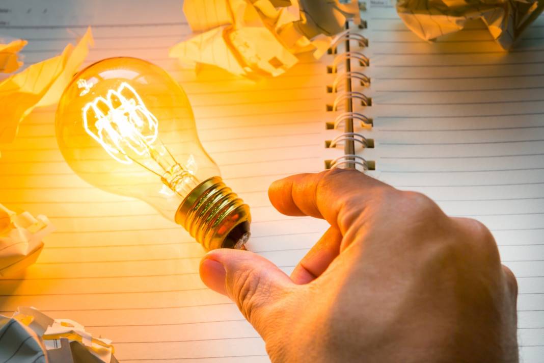 ELEKTRİK FATURASININ İKİ KATINA ÇIKMASINA NEDEN OLUYOR: Evdeki bu cihazlar kapalı olsa dahi cebinizden yiyor! 2