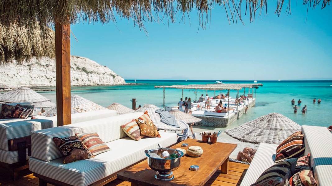 ÇEŞME BEACH GİRİŞ ÜCRETLERİ 2025|Çeşme plaj giriş fiyatları dudak uçuklattı 3