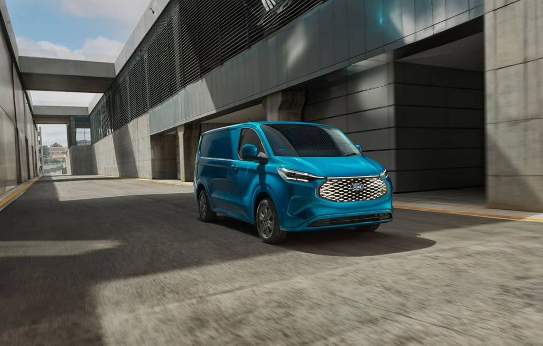 ELEKTRİKTE FORD ÇAĞI BAŞLIYOR: Ford elektrikli binek ve ticari araçlarını tanıttı! 7