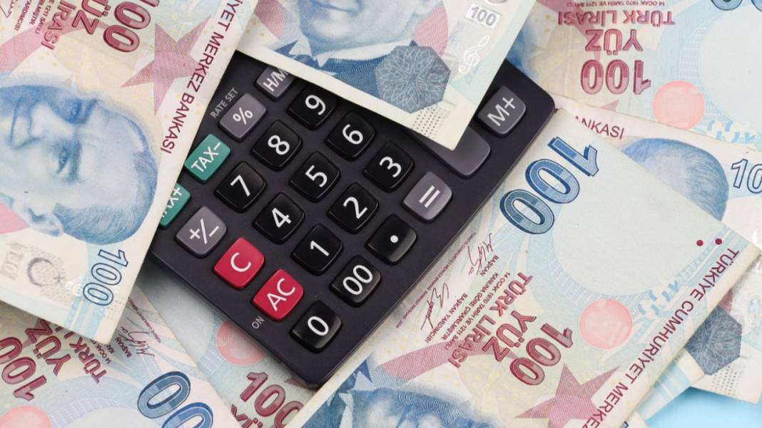 YÜZLERCE PERSONEL ALINACAK: İş arayanlar ve memur olmak isteyenler dikkat! 2