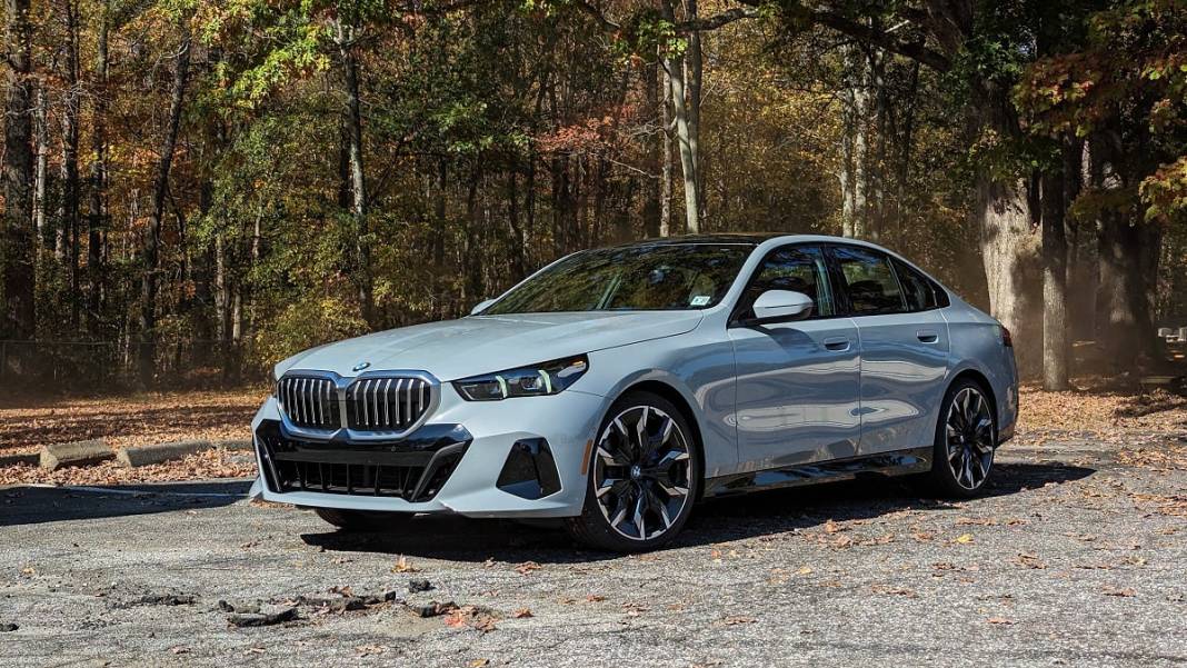 BMW 2025 MAYIS AYI GÜNCEL FİYAT LİSTESİ: BMW 1, 2, 3, 4, 5, M, X ve i serisi 7