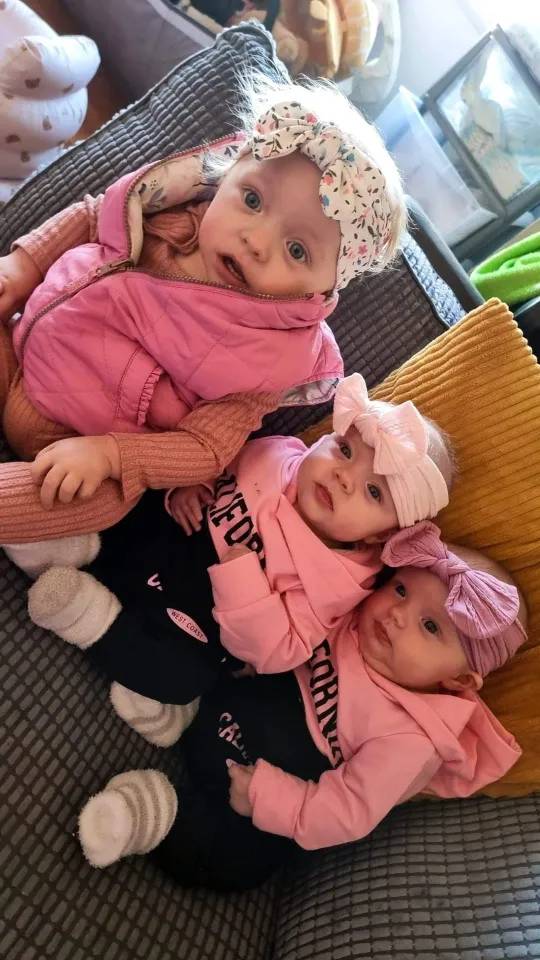 TIP DÜNYASINI ŞOKA SOKAN DOĞUM: 9 Ayda 3 bebek doğurdu, ama üçüz değiller! 2
