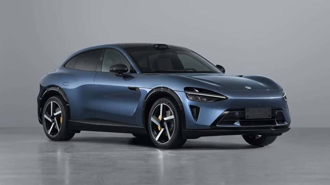 SUV PİYASASINA YENİ SOLUK: Xiaomi YU7 ortalığı karıştırdı! 4