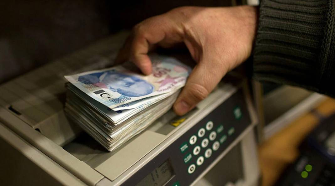 Emeklilerin ve memurların gözü o rakamlarda: İşte 3 farklı zam senaryosu 6