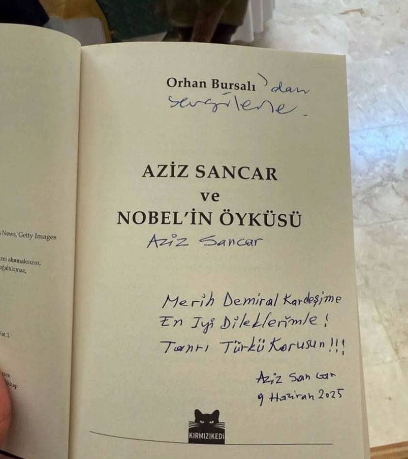 Milli futbolcular ve TFF Başkanı Hacıosmanoğlu Nobel ödüllü Aziz Sancar'ı ziyaret etti 4
