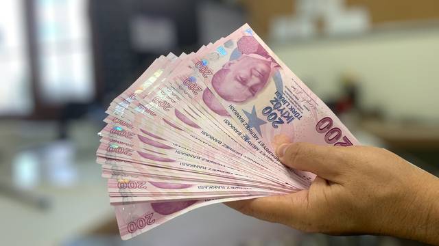 BANKALARIN PROMOSYON REKABETİ: Emeklilerin cebi dolacak! İşte en yüksek ödemeyi yapan banka... 10