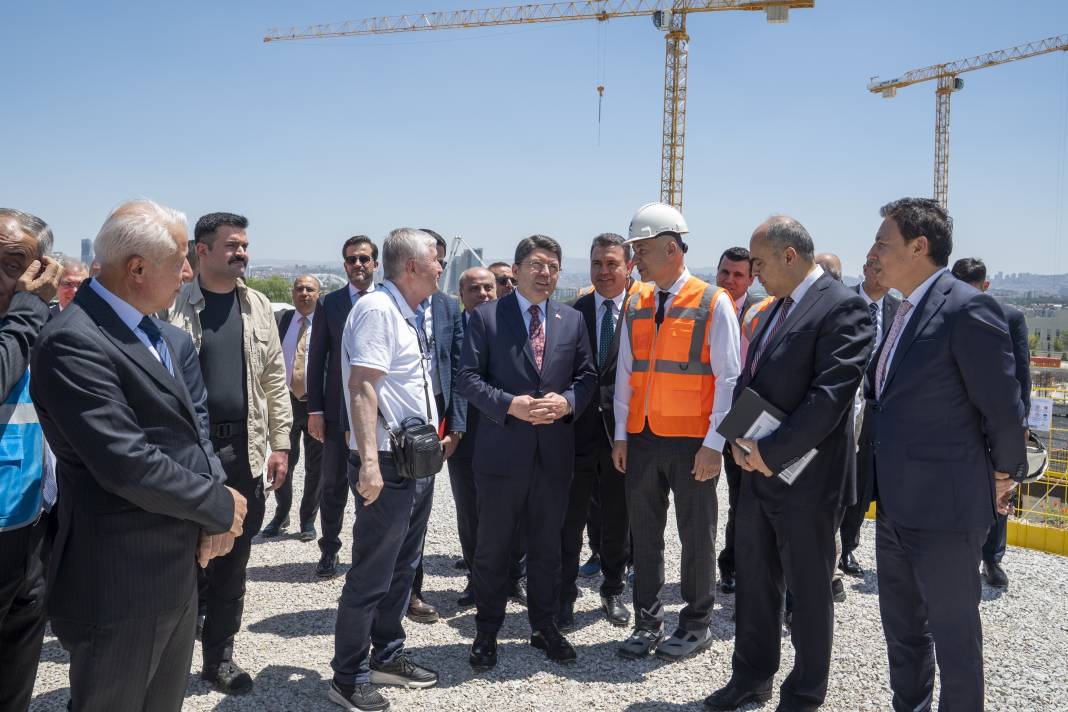 Bakan Tunç, yeni Ankara Adalet Sarayı'nı inceledi! 4