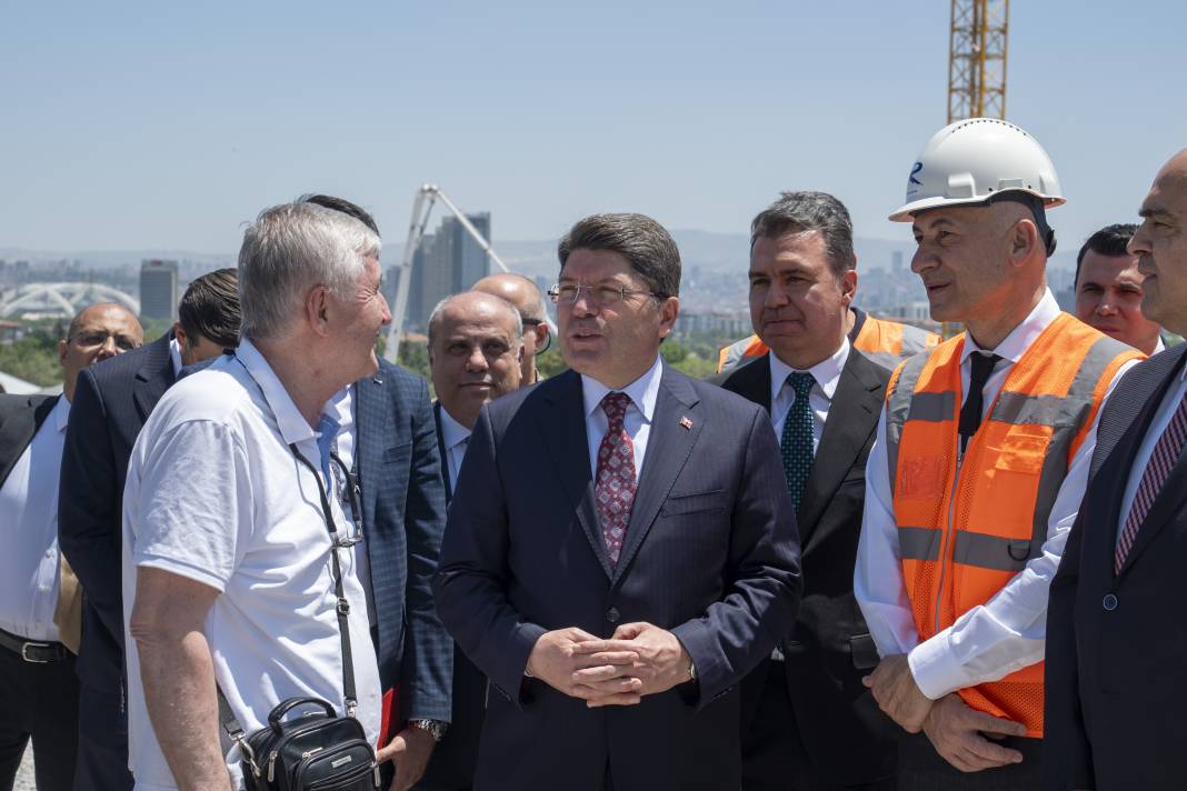Bakan Tunç, yeni Ankara Adalet Sarayı'nı inceledi! 1