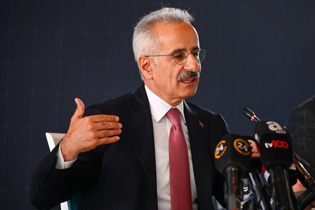 Bakan Uraloğlu açıkladı! 293 milyar dolarlık ulaşım yatırımı, 1 trilyon dolarlık ekonomik katkı 1