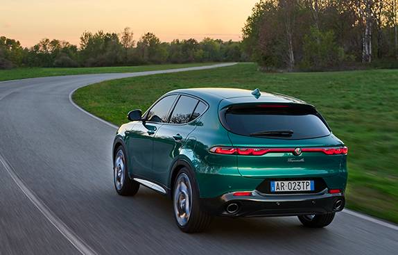 ALFA ROMEO HAZİRAN AYI FİYAT LİSTESİ GÜNCELLENDİ: Alfa Romeo Elettrica, Ibrida, Tonale ve Giulia ne kadar? 3