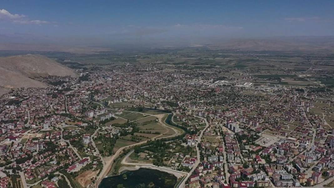 TÜİK açıkladı: Bu 24 ilçe il olmaya aday! Listede sürpriz ilçeler var 25