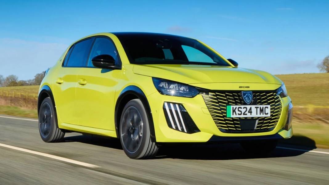 BU ARABALARI ALIRSANIZ BENZİN İSTASYONUNUN ÖNÜNDEN GEÇMEYECEKSİNİZ: İşte en ucuz elektrikli otomobiller! 12