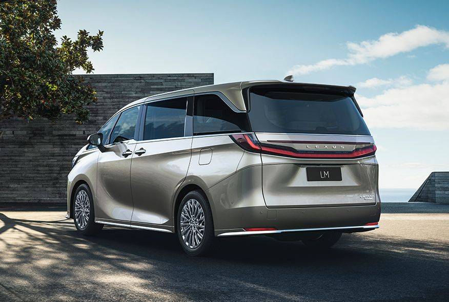 LEXUS HAZİRAN AYI FİYAT LİSTESİ GÜNCELLENDİ: Lexus ES, RX, LC ve LS ne kadar? 4