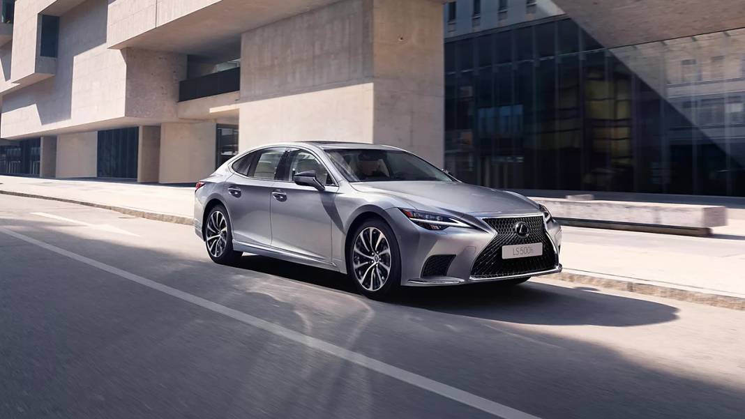 LEXUS HAZİRAN AYI FİYAT LİSTESİ GÜNCELLENDİ: Lexus ES, RX, LC ve LS ne kadar? 5
