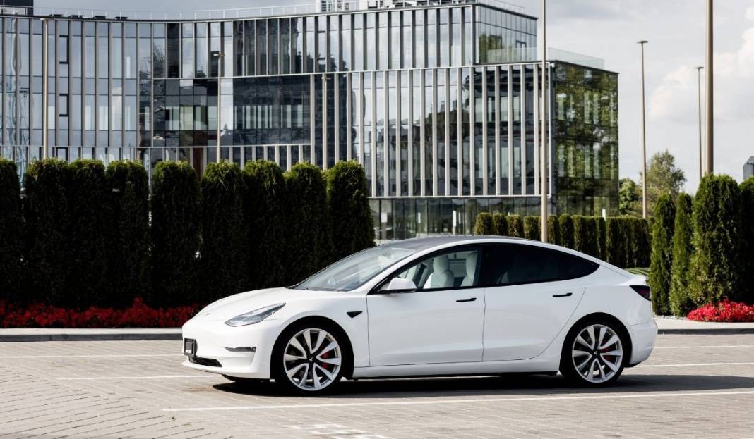 TESLA HAZİRAN AYI FİYATLARI BELLİ OLDU: Tesla Model Y ne kadar? 3
