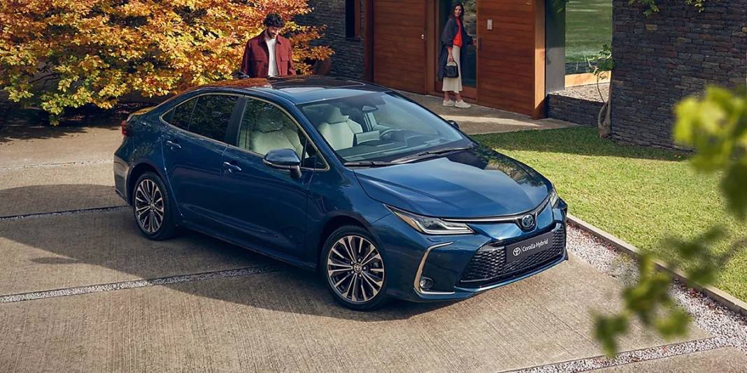 TOYOTA'NIN HAZİRAN AYI GÜNCEL FİYAT LİSTESİ YAYINLANDI: Toyota Corolla, Yaris Cross, Camry, CH-R, RAV4 ve Hilux ne kadar? 1