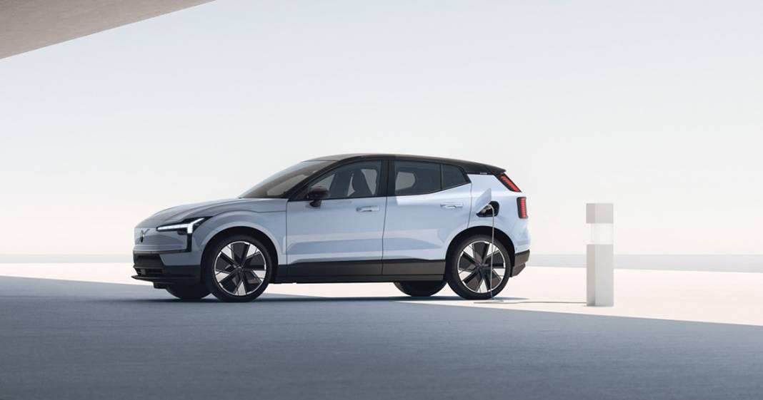 YENİ VOLVO EX30 SAHNEYE ÇIKIYOR: İşte Türkiye fiyatı... 5