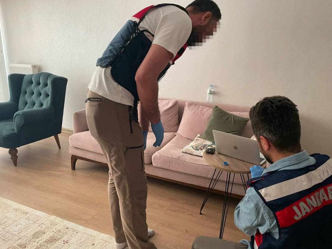 FETÖ'nün yurt dışındaki finansal ağına darbe: 5 şüpheli tutuklandı, firari 10 kişi hakkında yakalama kararı 14