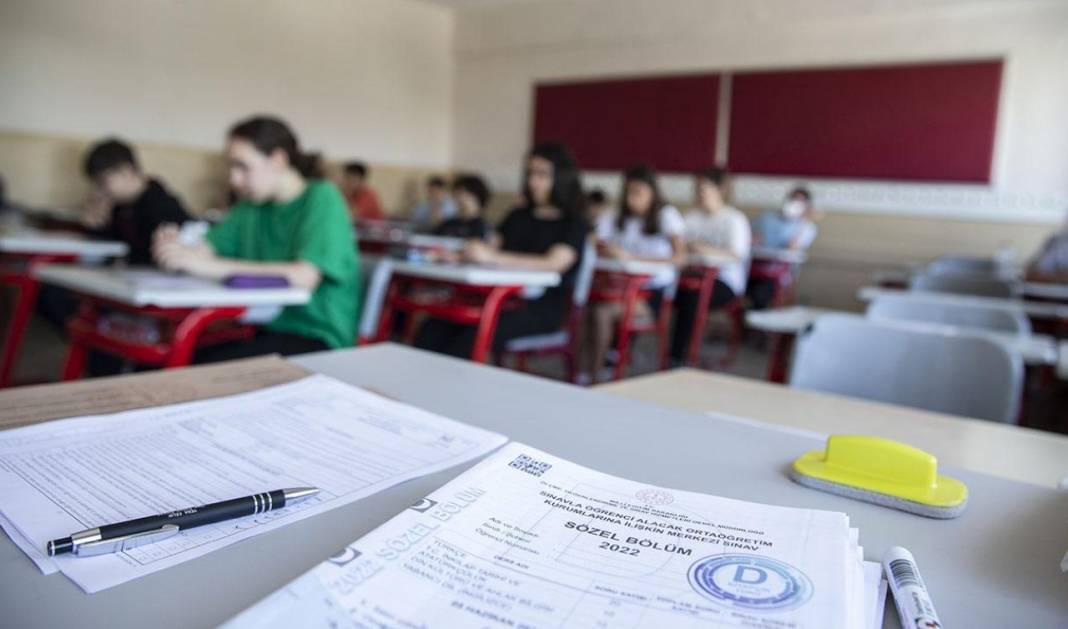 2025 LİSE TABAN PUANLARI (LGS): Hangi okul kaç puanla alıyor? Anadolu Lisesi, Fen Lisesi puanları, Meslek Lisesi taban puanı 4